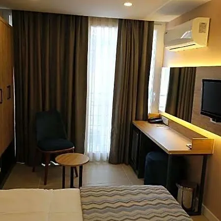 Spilos Gumuldur Hotel 4*